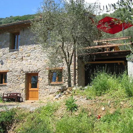 דירה Casarovear Detached House In Olive Yard